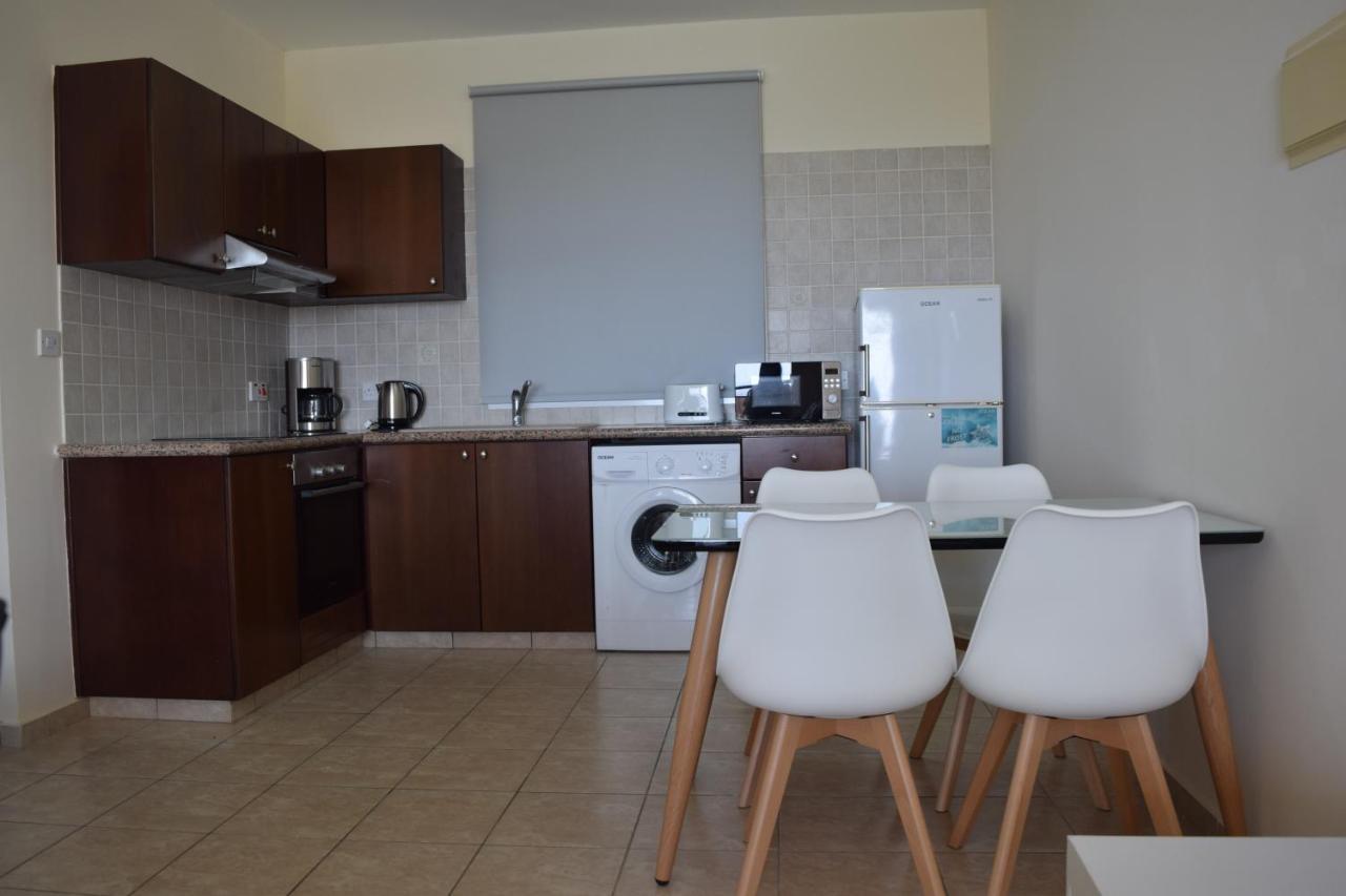 Eden Heights Sea View Apartment 502 - By Imh Travel & Tours Paphos Esterno foto